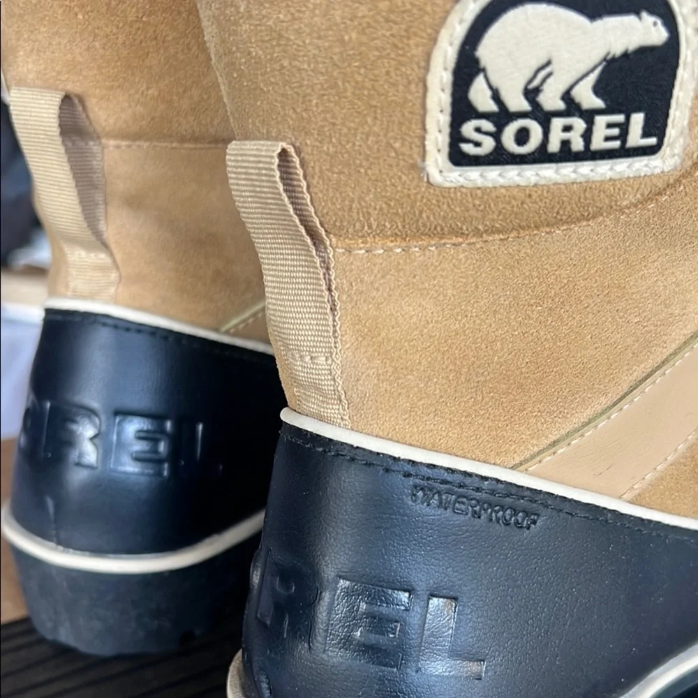 Sorel Tan and Black Winter Rain Boots Durable Design